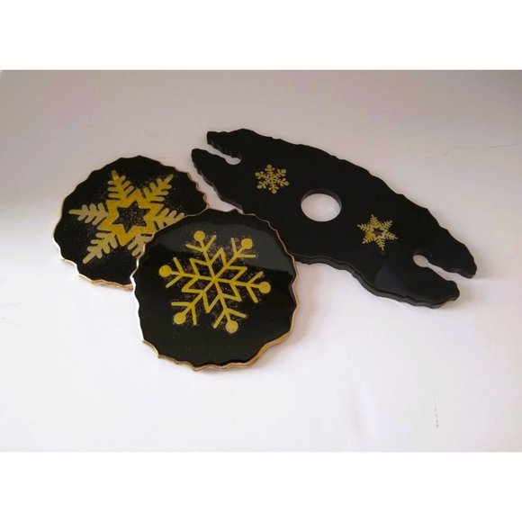 Geode Shaped Wine Glass Holder and 2 Coasters Black with Gold Snowflakes - Picture 3 of 6